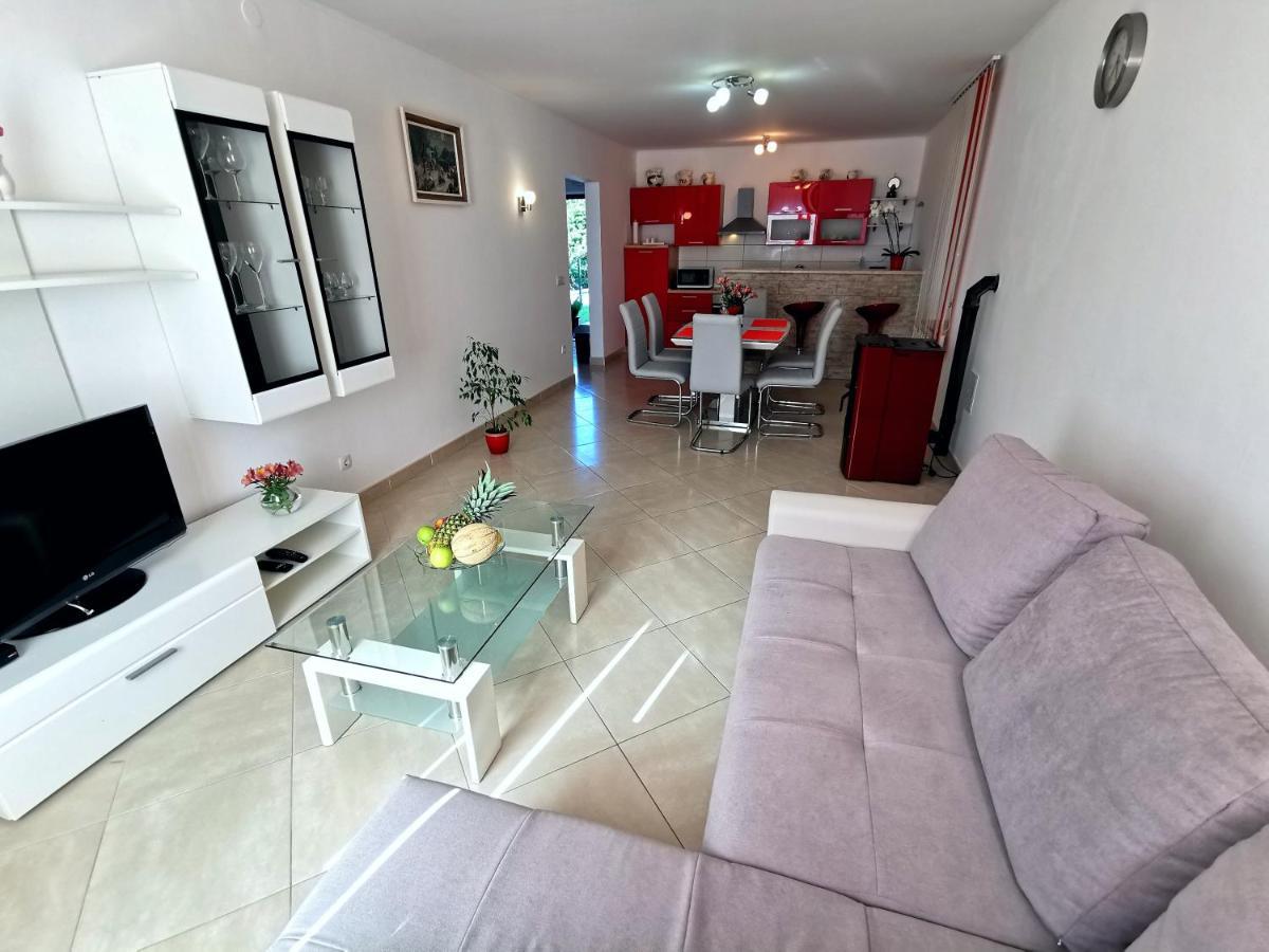 Parun Daire Pula Dış mekan fotoğraf
